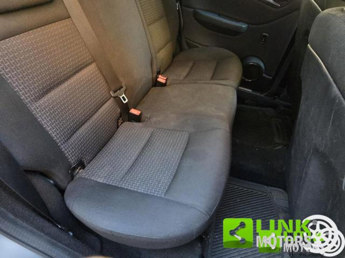 Mercedes-Benz Classe B 180 CDI Executive (19)