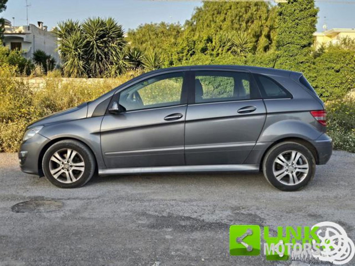 Mercedes-Benz Classe B 180 CDI Executive (3)