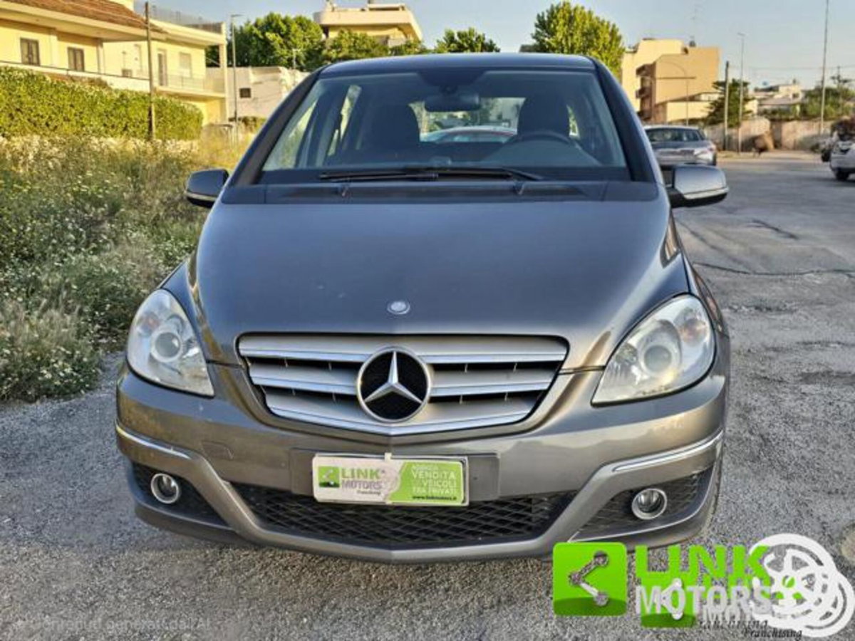 Mercedes-Benz Classe B 180 CDI Executive (8)