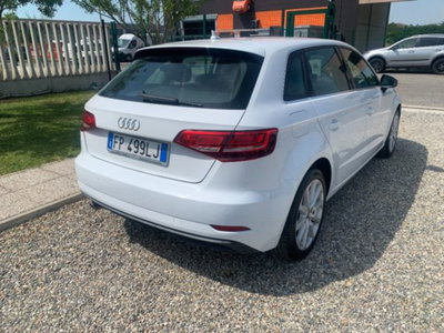 Audi A3 Sportback 1.6 TDI S tronic Business (5)