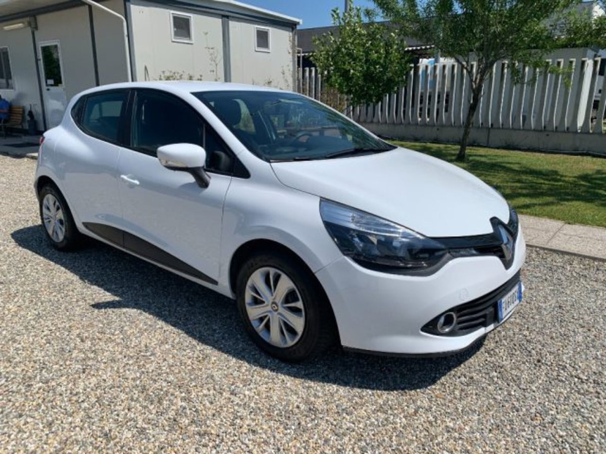 Renault Clio dCi 8V 75 CV Start&Stop 5 porte Energy Duel (7)
