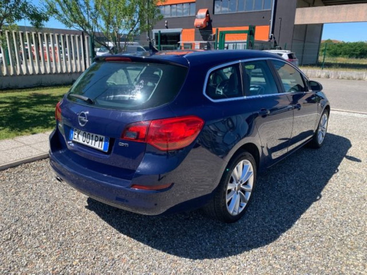 Opel Astra Station Wagon 2.0 CDTI 165CV Sports aut. Cosmo S (5)