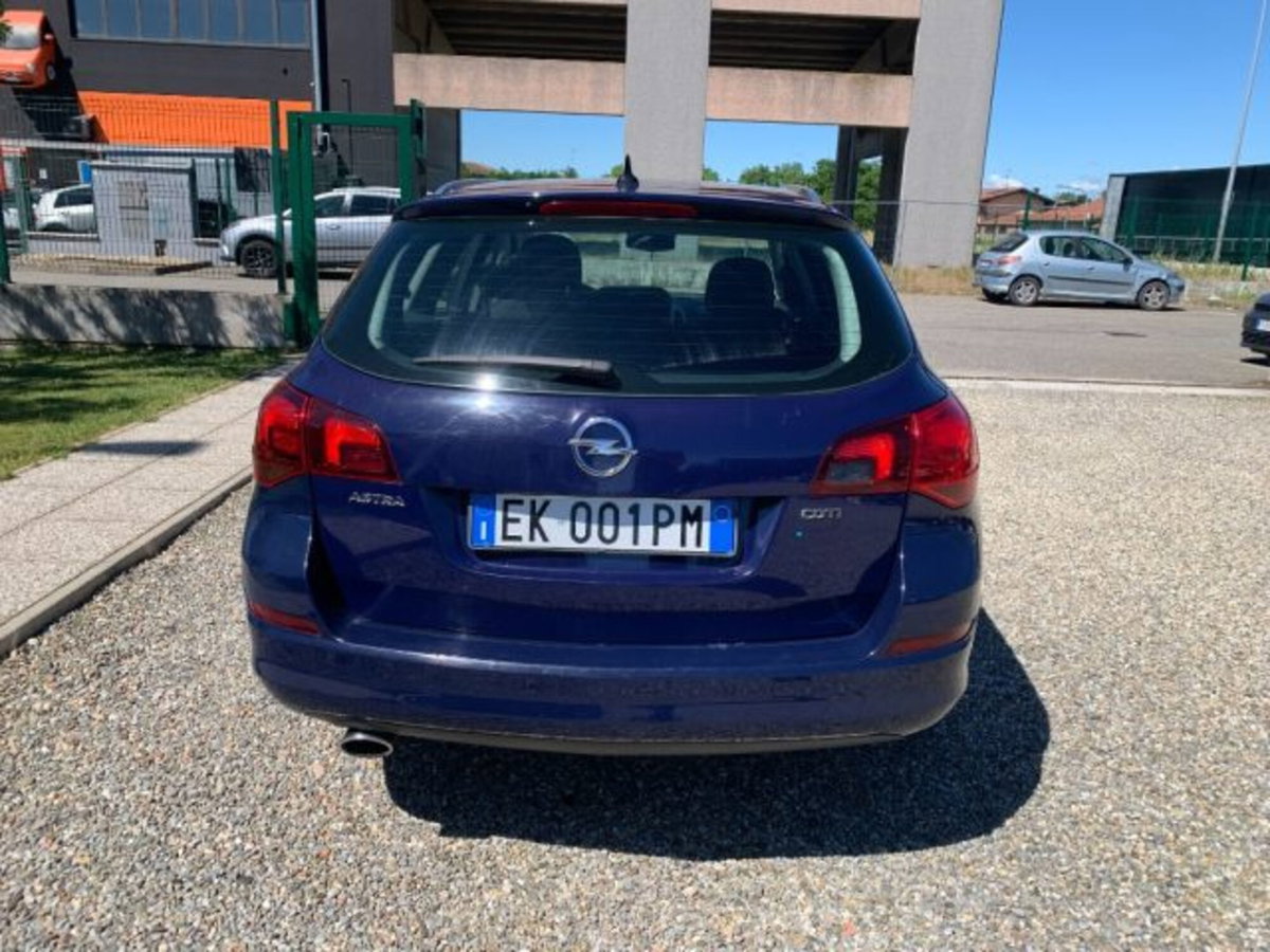 Opel Astra Station Wagon 2.0 CDTI 165CV Sports aut. Cosmo S (6)