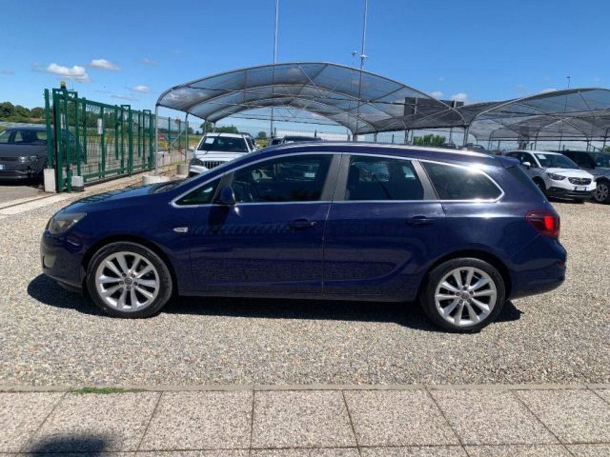 Opel Astra Station Wagon 2.0 CDTI 165CV Sports aut. Cosmo S (8)