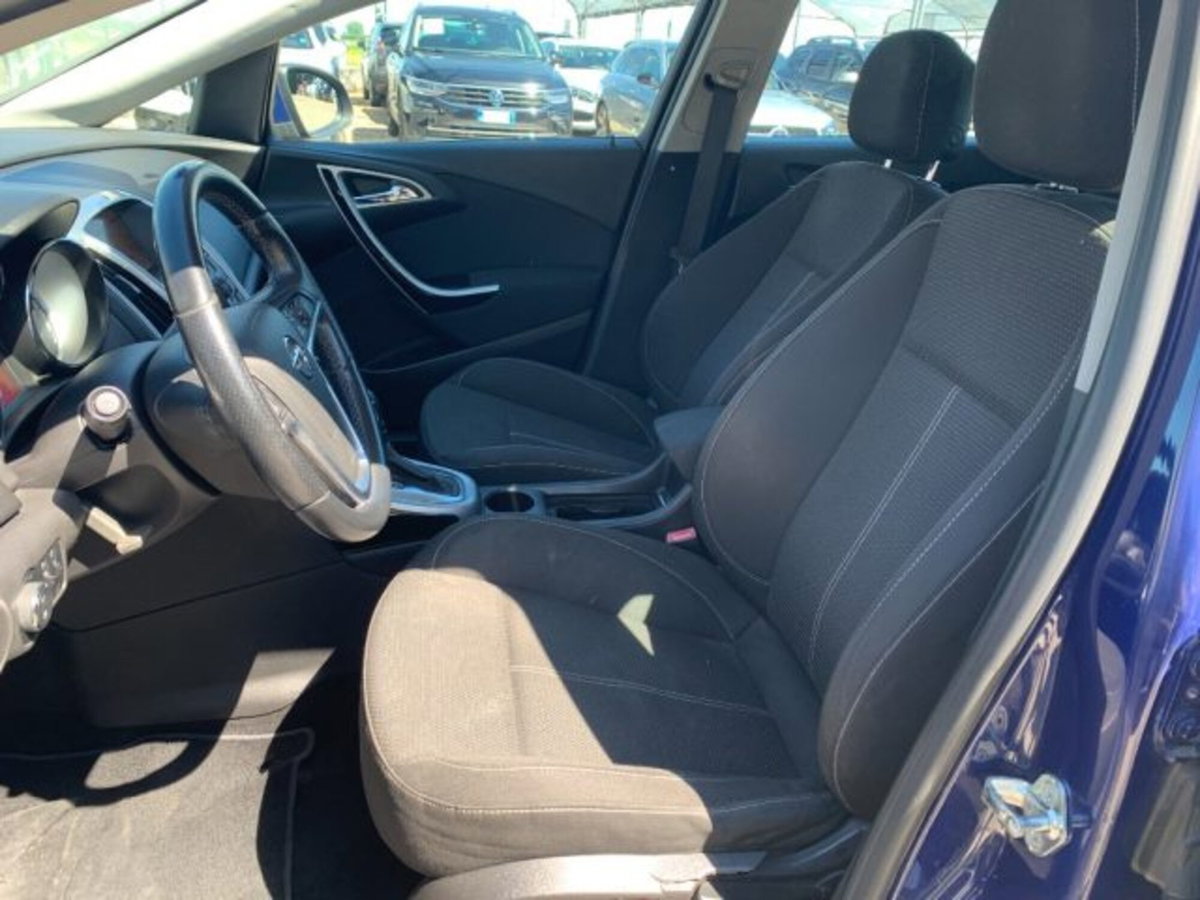 Opel Astra Station Wagon 2.0 CDTI 165CV Sports aut. Cosmo S (9)