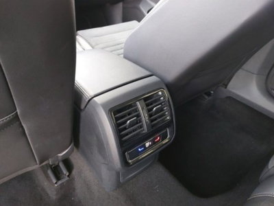 Volkswagen Passat Variant 1.5 TSI ACT DSG Business (20)