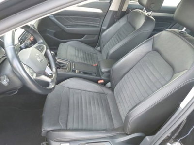 Volkswagen Passat Variant 1.5 TSI ACT DSG Business (6)