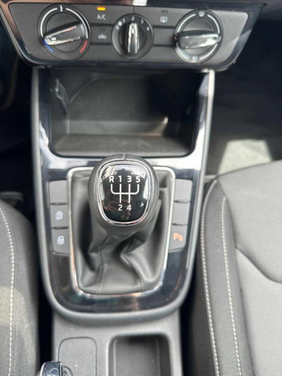 Skoda Fabia 1.0 mpi evo Young Edition 80cv (15)