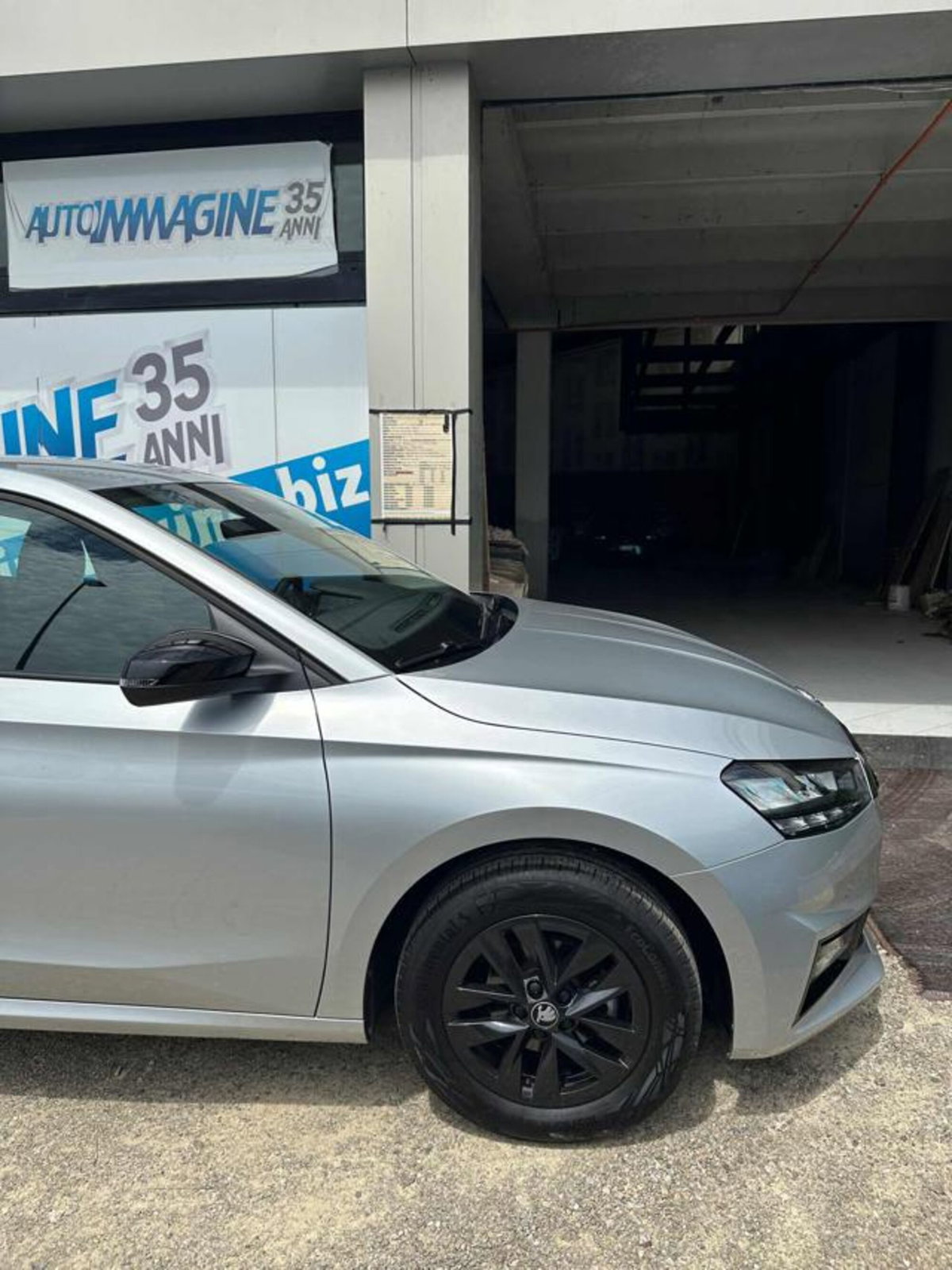 Skoda Fabia 1.0 mpi evo Young Edition 80cv (4)