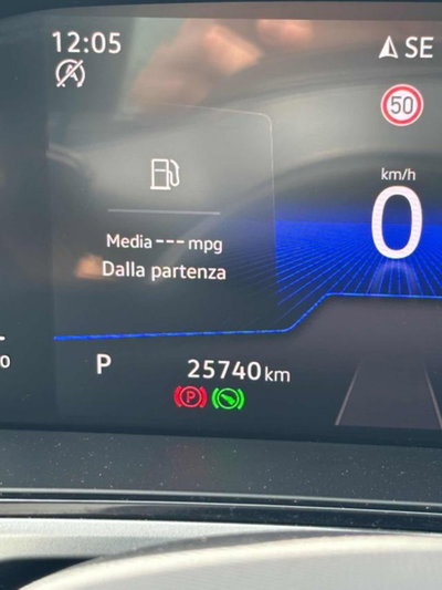 Volkswagen T-Roc 1.5 tsi Life dsg (16)