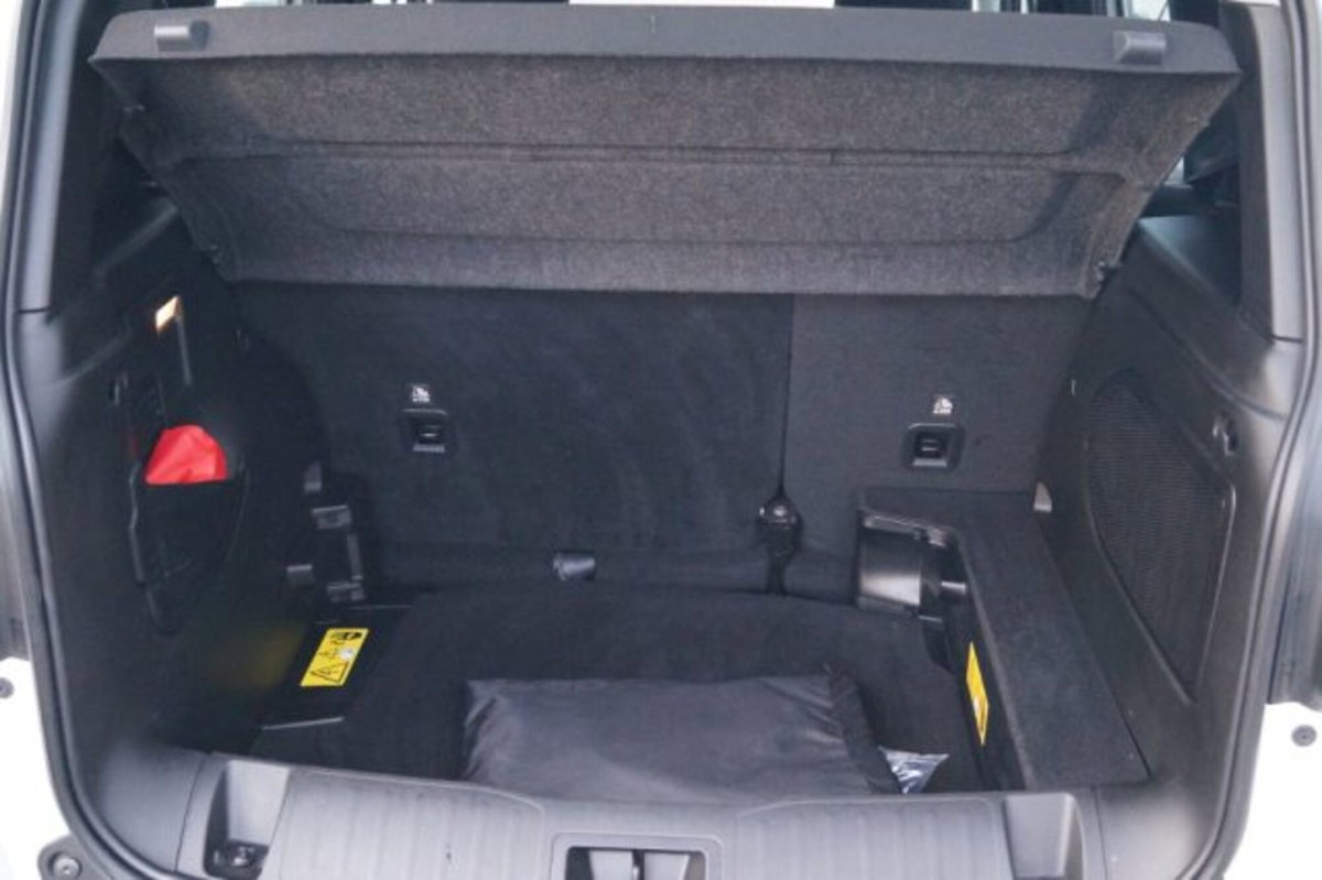 Jeep Renegade 1.3 T4 190CV PHEV 4xe AT6 Limited (17)