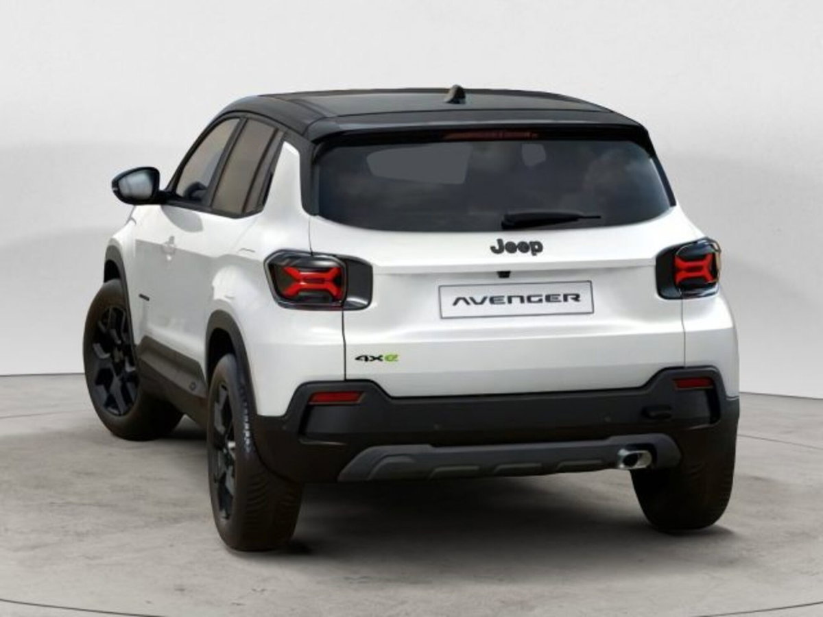 Jeep Avenger 1.2 turbo e-hybrid mhev Overland 4xe 145cv edct6 (4)