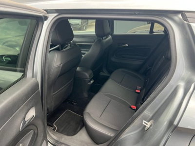 Jeep Avenger 1.2 turbo Summit fwd 100cv (14)