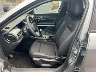 Jeep Avenger 1.2 turbo Summit fwd 100cv (8)