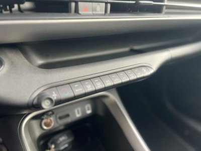 Jeep Avenger 1.2 turbo Summit fwd 100cv (8)
