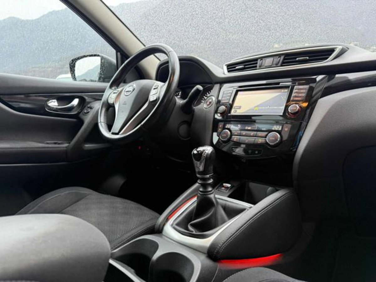 Nissan Qashqai 1.5 dCi Acenta (12)
