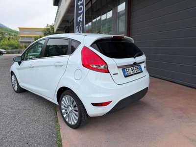 Ford Fiesta 1.4 TDCi 68CV 5 porte Titanium (5)