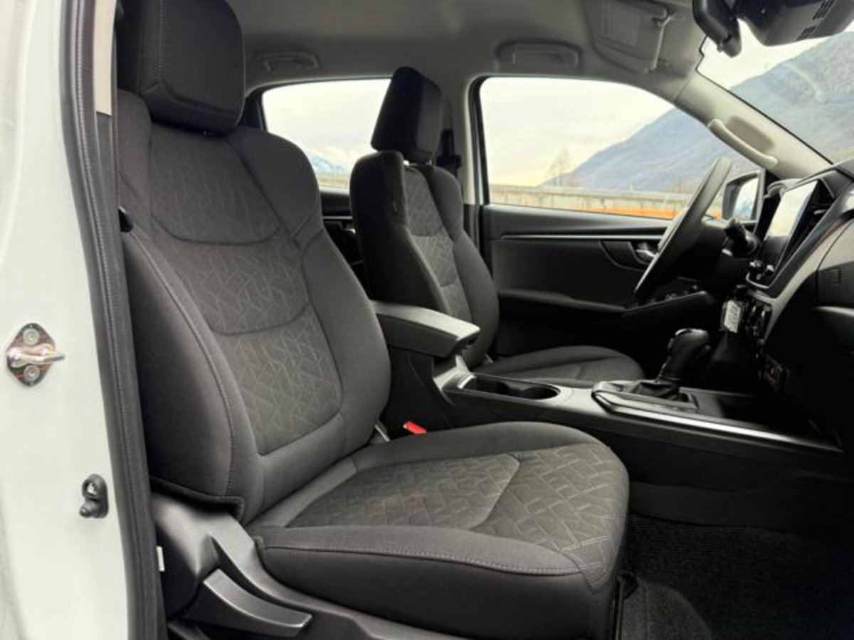 Isuzu D-Max Pick-up 1.9 crew N60 Nitro Sport 4x4 auto (10)