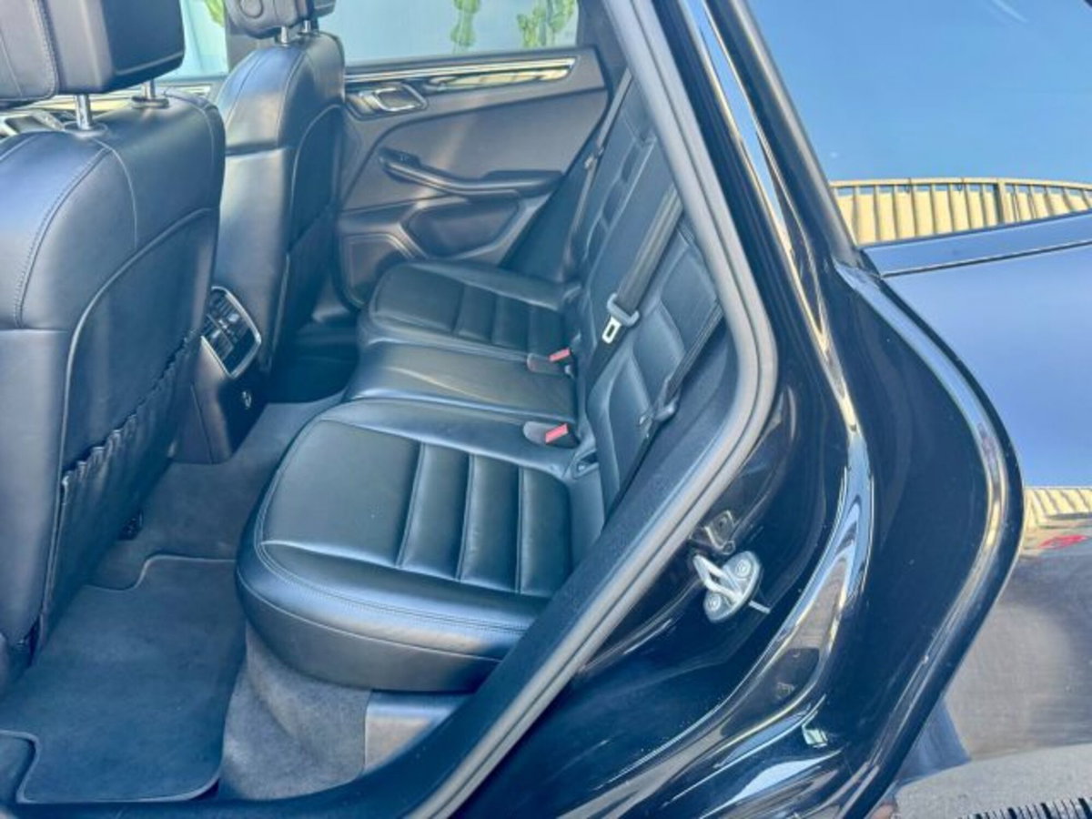 Porsche Macan S (9)