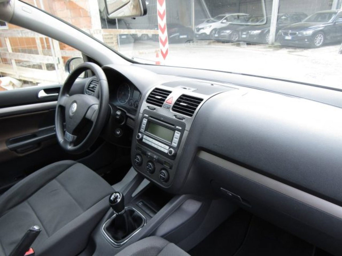 Volkswagen Golf 1.9 TDI 3p. 5m. GT Sport (13)