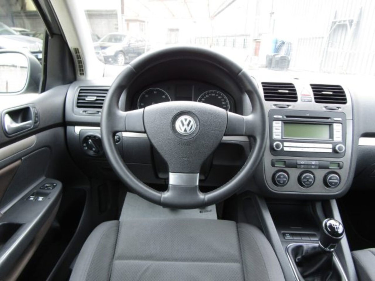 Volkswagen Golf 1.9 TDI 3p. 5m. GT Sport (15)