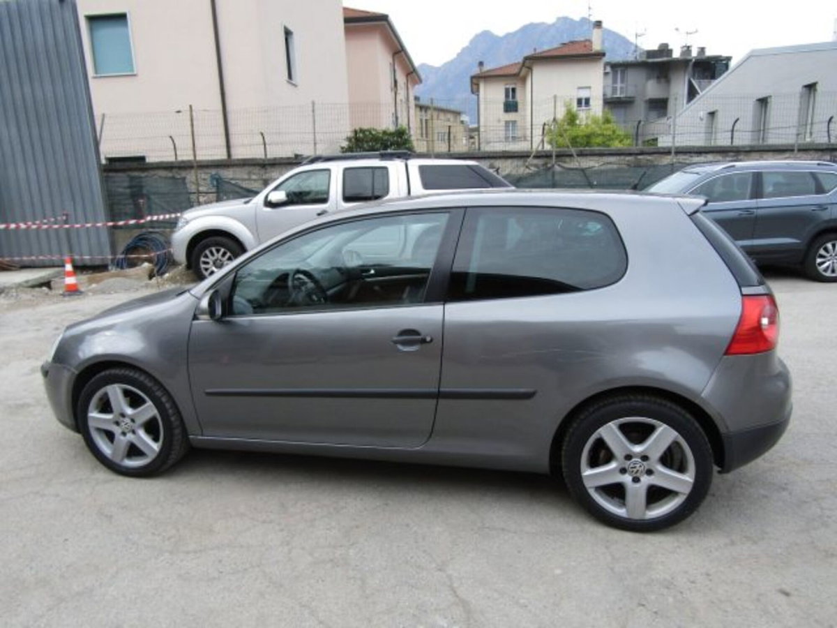 Volkswagen Golf 1.9 TDI 3p. 5m. GT Sport (6)