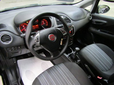 Fiat Punto Evo 1.2 5 porte S&S Dynamic (9)
