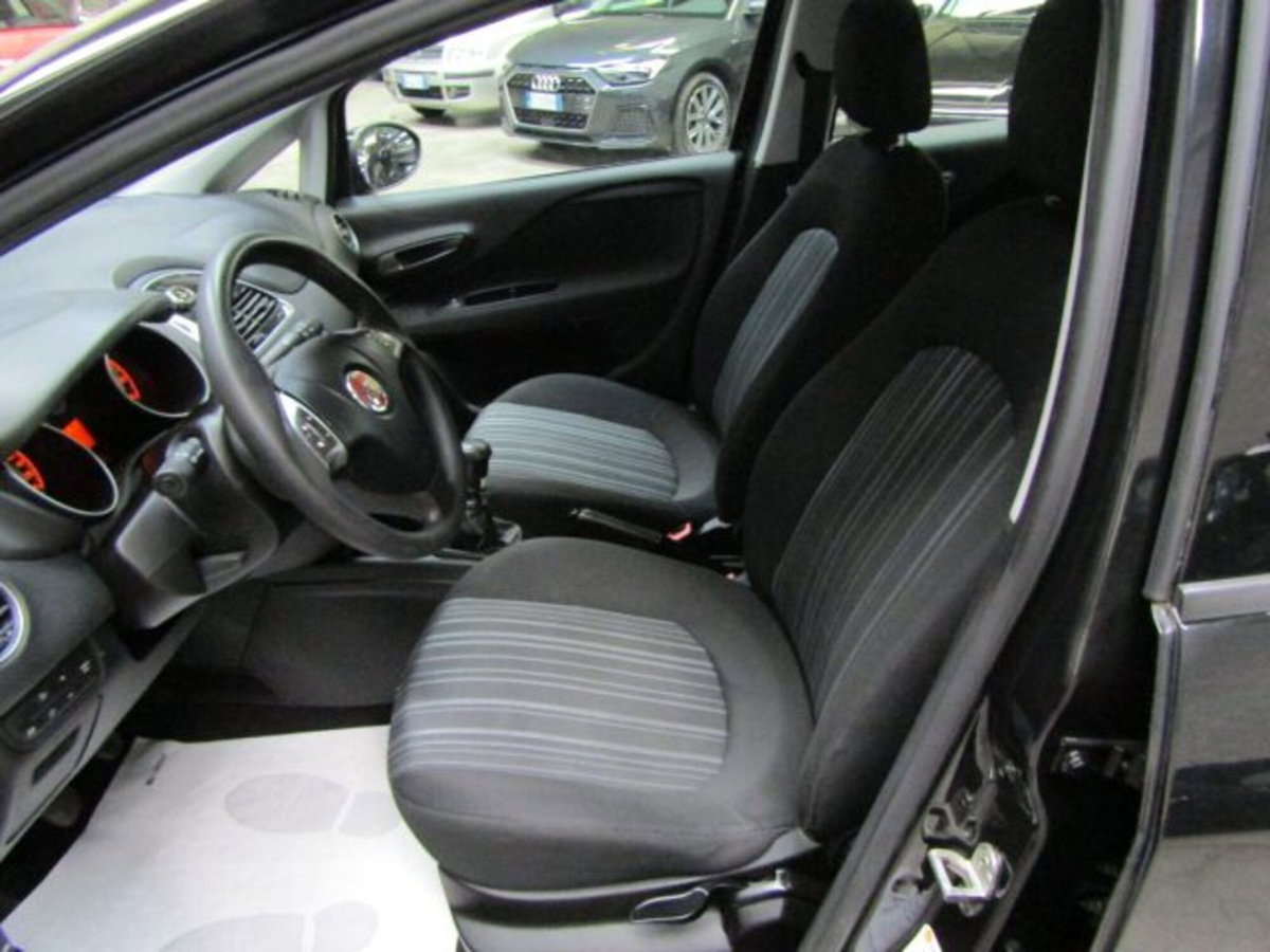 Fiat Punto Evo 1.2 5 porte S&S Dynamic (8)