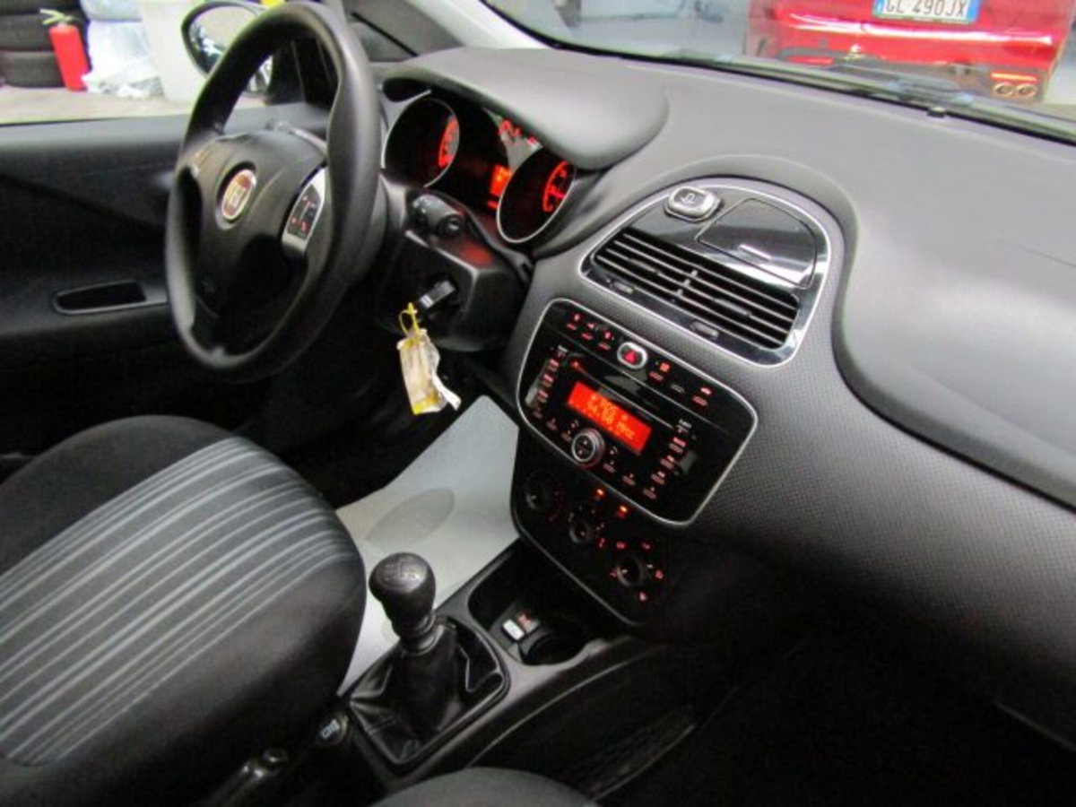 Fiat Grande Punto 1.2 5 porte S&S Actual (16)