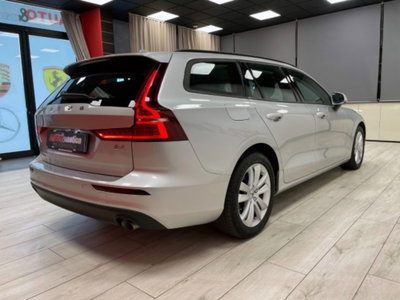 Volvo V60 B4 Geartronic Momentum Business Pro (11)