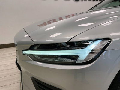 Volvo V60 B4 Geartronic Momentum Business Pro (12)