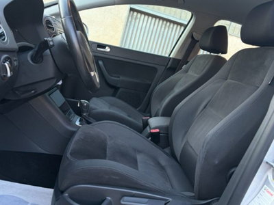 Volkswagen Golf Plus 1.6 TDI DPF DSG Highline (13)