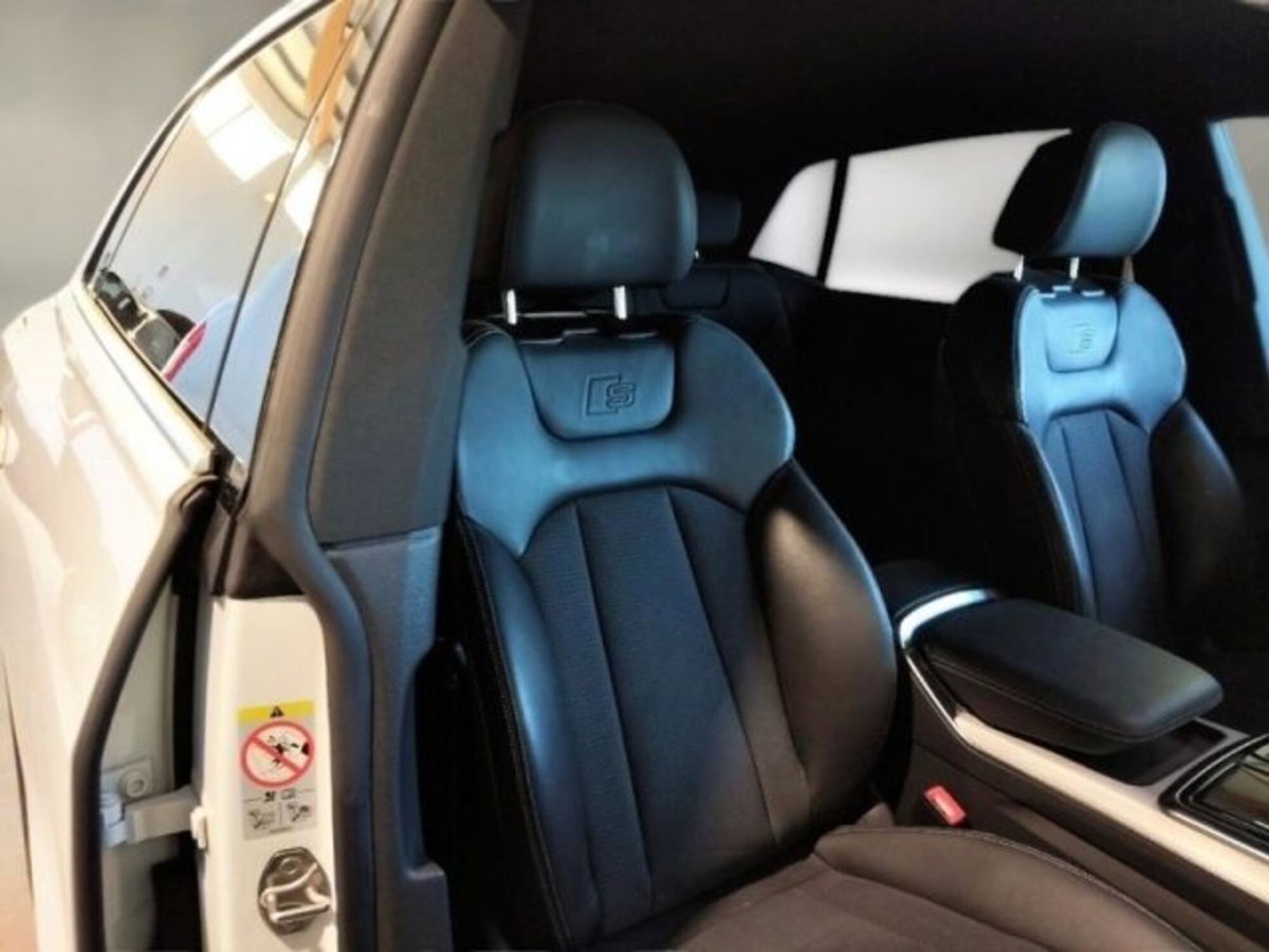 Audi Q8 Q8 45 TDI quattro tiptronic Sport (8)