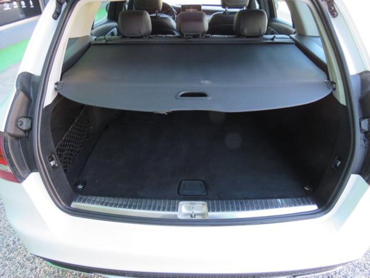 Mercedes-Benz Classe C Station Wagon 220 d 4Matic Auto Sport (17)