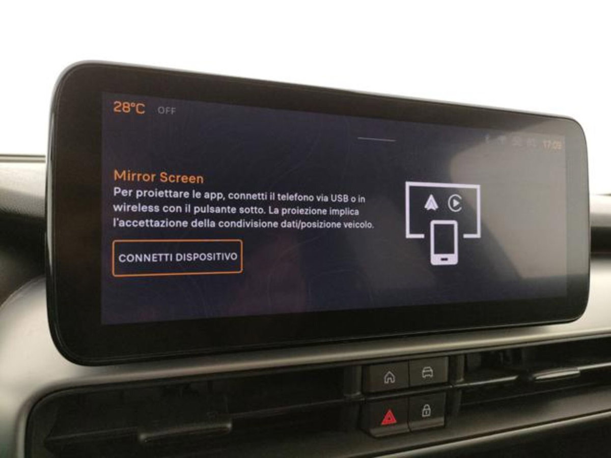 Jeep Avenger 1.2 turbo Summit fwd 100cv (11)