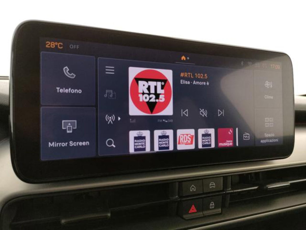 Jeep Avenger 1.2 turbo Summit fwd 100cv (12)
