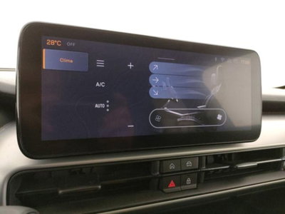 Jeep Avenger 1.2 turbo Summit fwd 100cv (15)