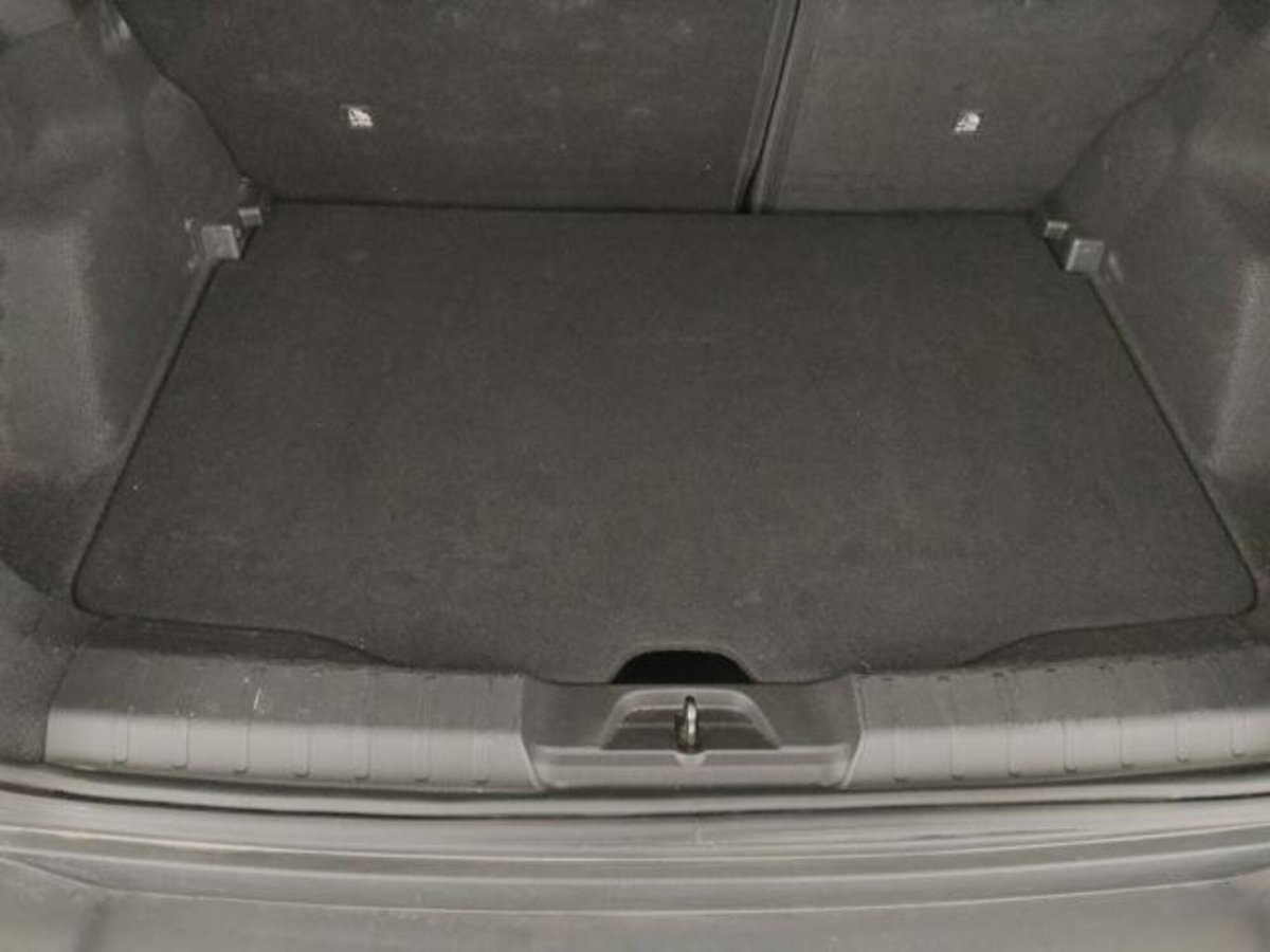 Jeep Avenger 1.2 turbo Summit fwd 100cv (18)