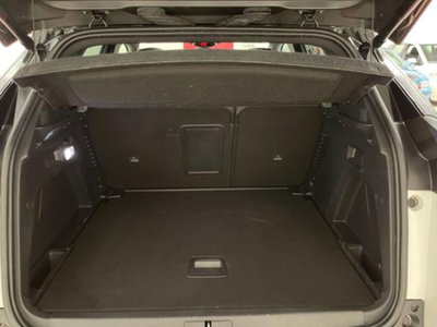 Peugeot 3008 BlueHDi 130 S&S EAT8 GT Line (16)