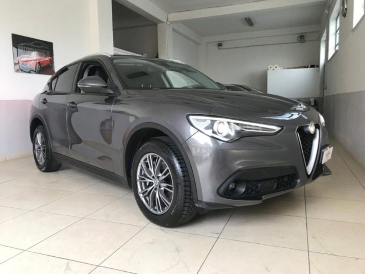Alfa Romeo Stelvio Stelvio 2.2 Turbodiesel 210 CV AT8 Q4 Business (2)