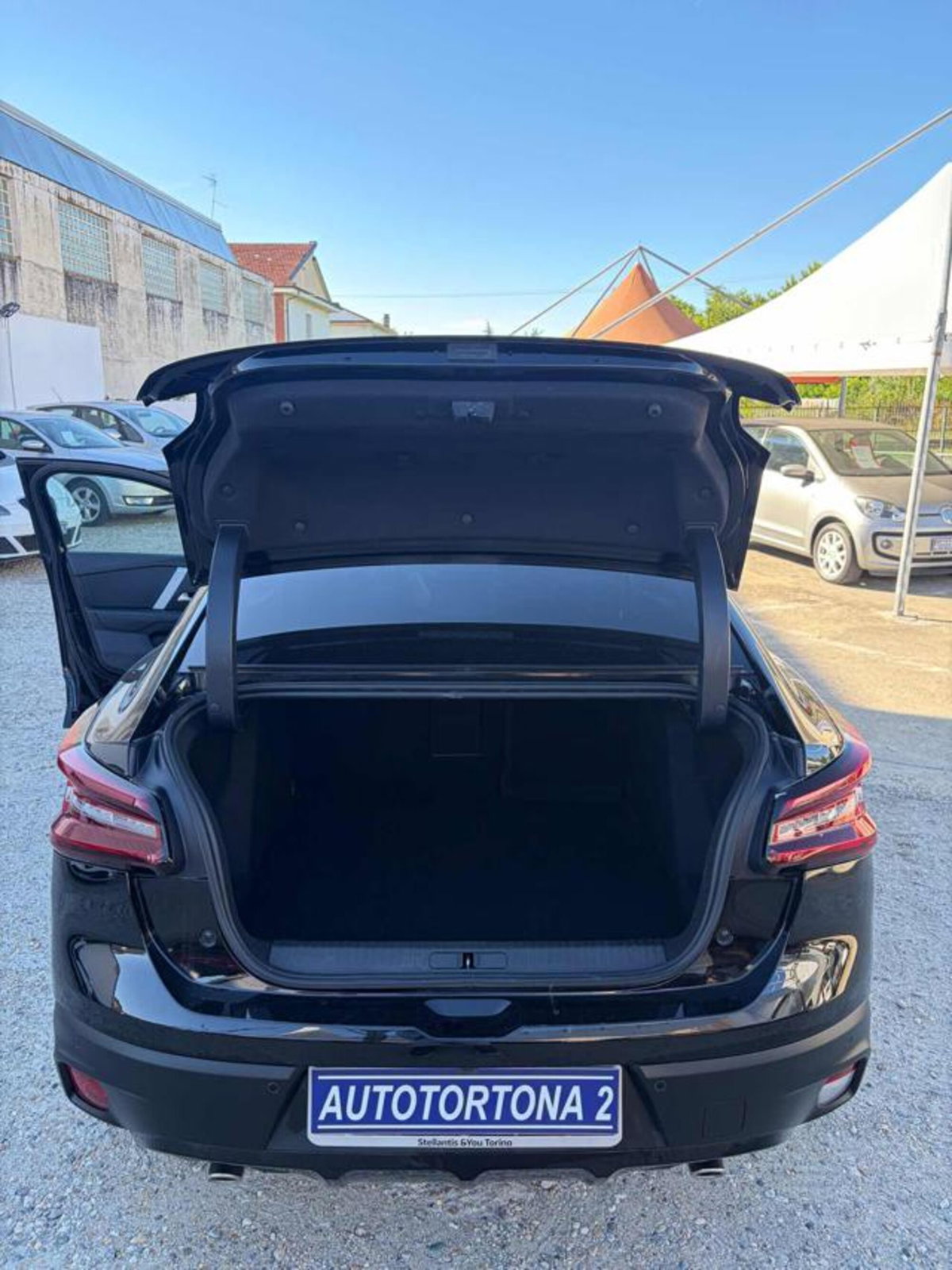 Citroen C4 X 1.2 hybrid Plus 136cv e-dcs6 (13)
