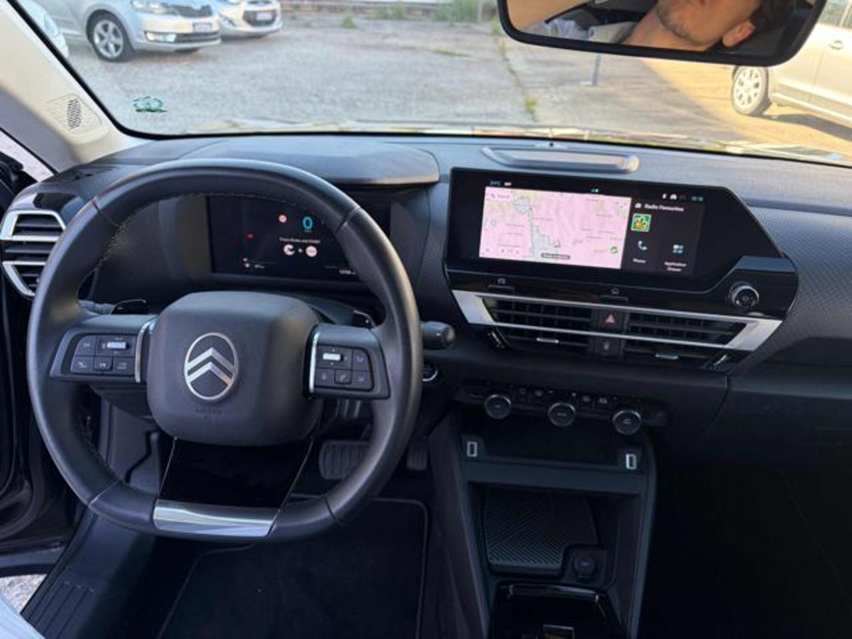 Citroen C4 X 1.2 hybrid Plus 136cv e-dcs6 (9)