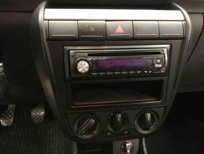 Volkswagen Fox TDI (9)