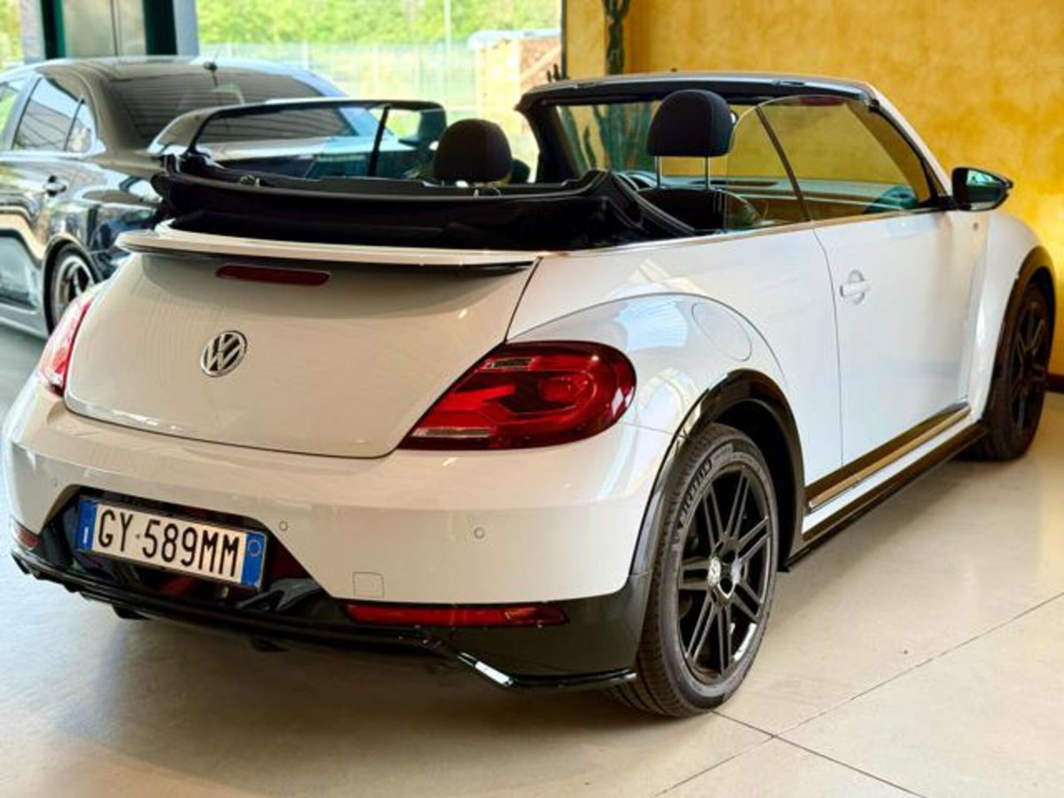 Volkswagen Maggiolino Cabrio 1.4 TSI Sport BlueMotion Technology (12)