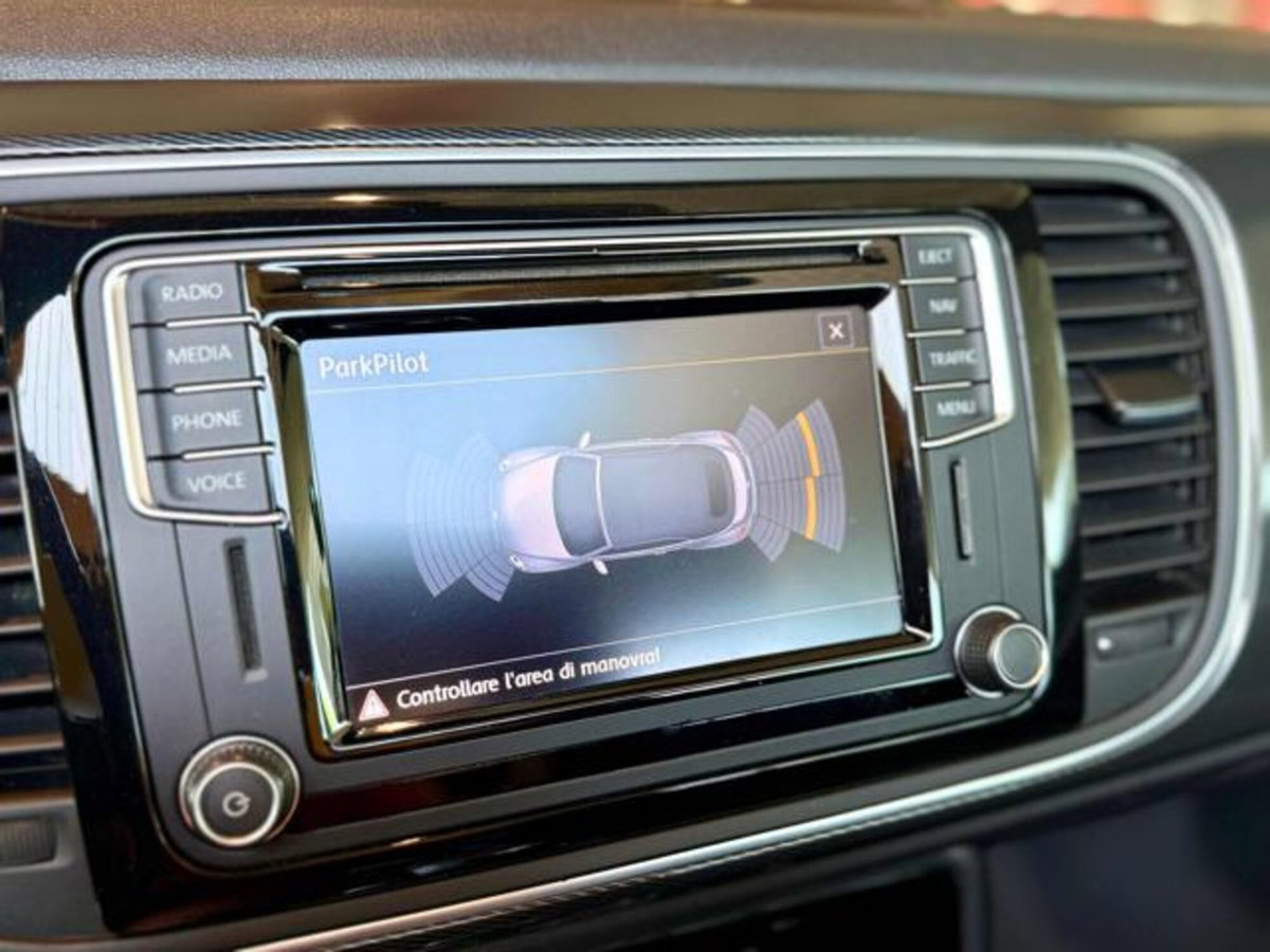 Volkswagen Maggiolino Cabrio 1.4 TSI Sport BlueMotion Technology (9)