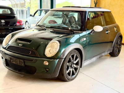 MINI Mini 1.6 16V Cooper S (2)