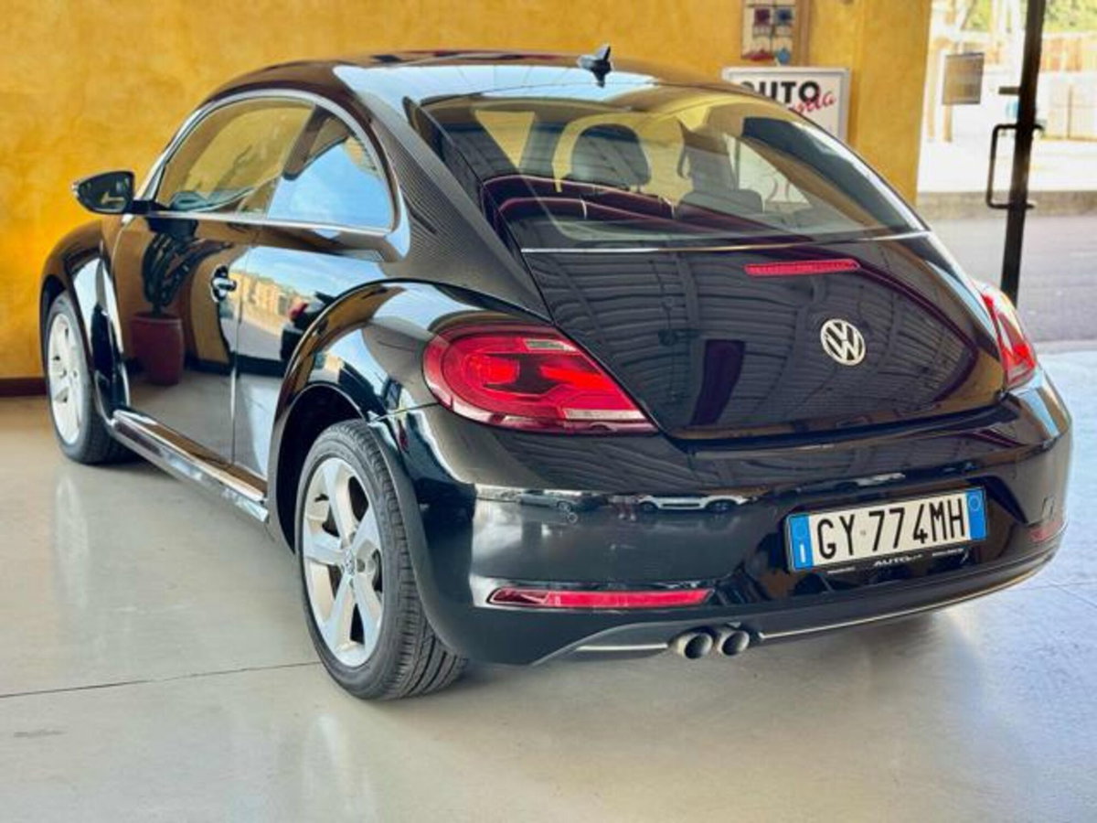 Volkswagen Maggiolino Cabrio 2.0 TDI DSG 150 CV Sport BlueMot. Tech. (4)