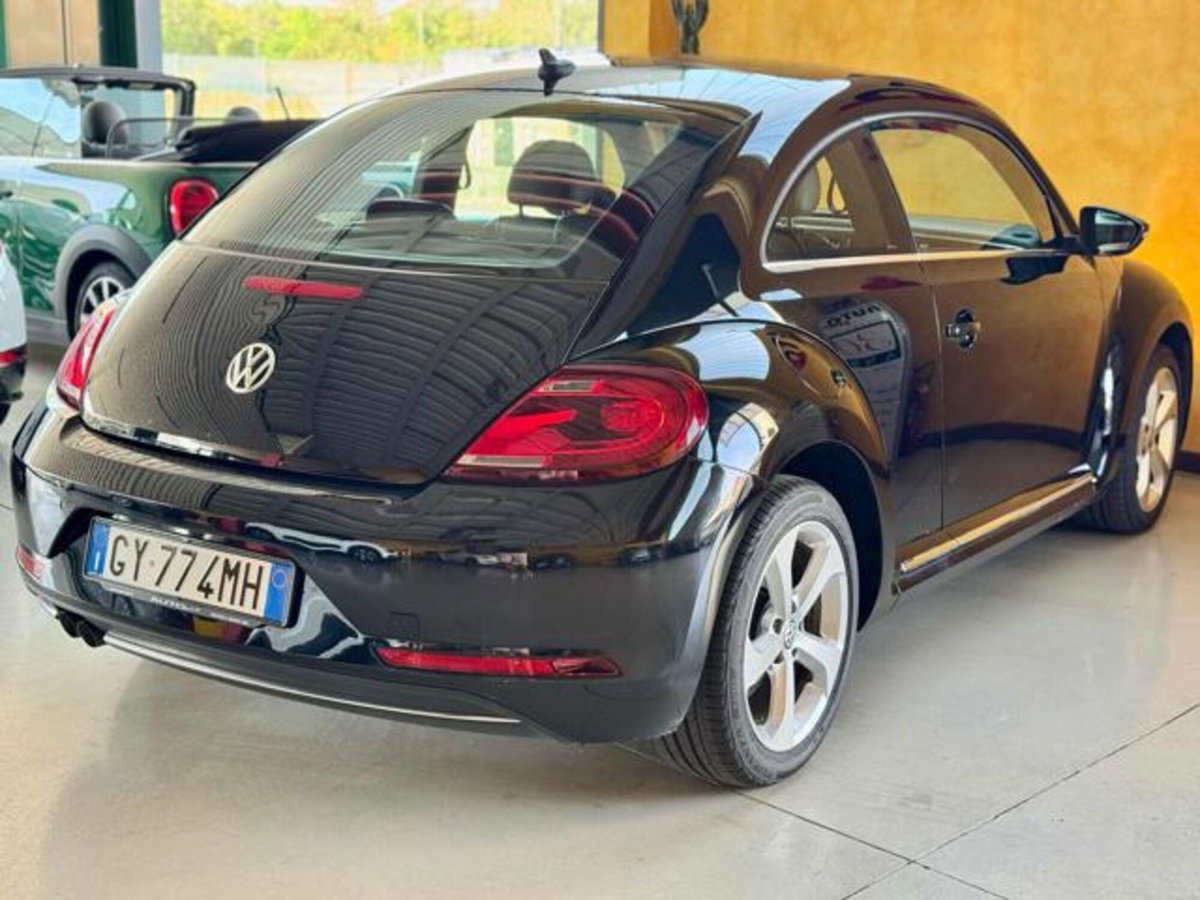 Volkswagen Maggiolino Cabrio 2.0 TDI DSG 150 CV Sport BlueMot. Tech. (5)