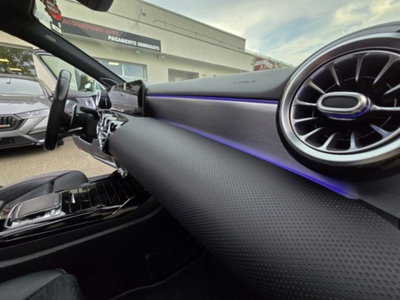 Mercedes-Benz Classe A Sedan 35 4Matic 4p. AMG (10)