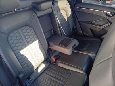 Audi RS Q3 Sportback 2.5 quattro s-tronic (13)